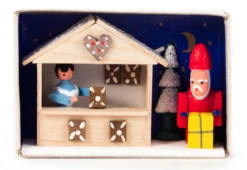 028/051 - Matchbox Scene: Christmas Market