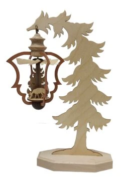 074/153 - Ornament Pyramid With Stand