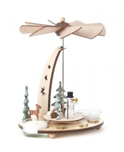 085/466 - Pyramid With Snowman, Trees And Deer