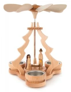 085/546G - Pyramid With Nativity Scene (Tealights)