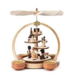 085/777N - Pyramid With Natural Santa & Seiffen Church (Tealights)