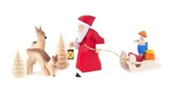 103/001B - Chip Box With Santa & Deer