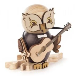 146/1670/20 - Owl Smoker With Guitar