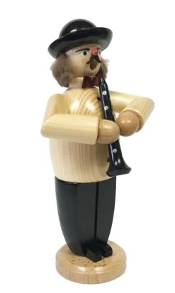 146/990K - Musician W/ Clarinet Smoker